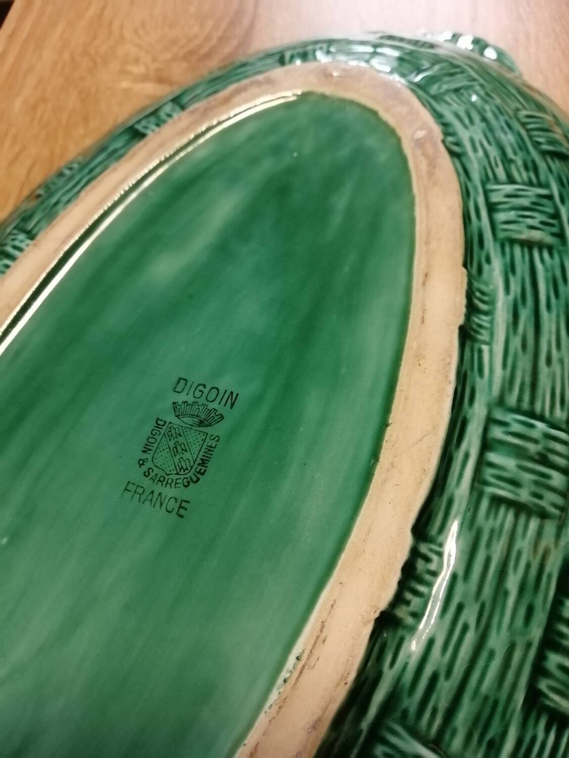 Sarreguemines dish