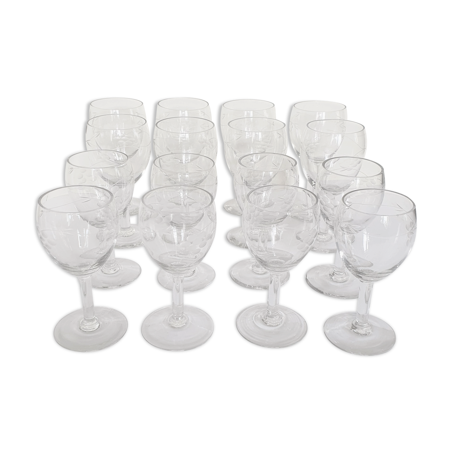 Lot of vintage engraved glass glasses