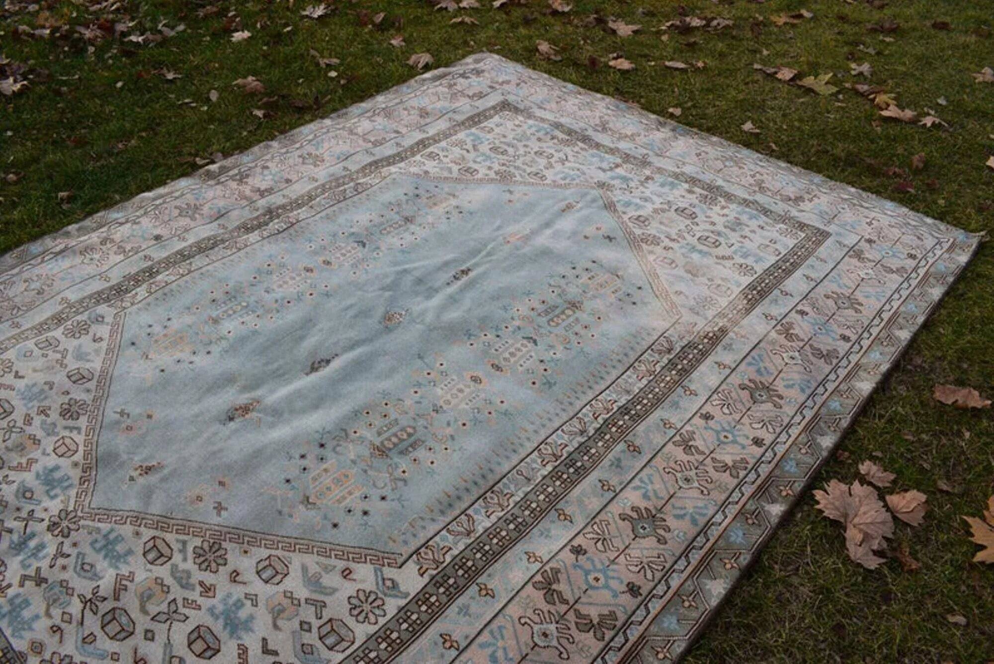 Vintage Turkish Oushak rug 186x264 cm