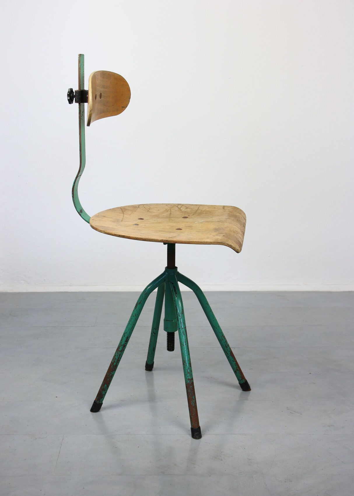 Set of 2 industrial mint green swivel chairs, 1960