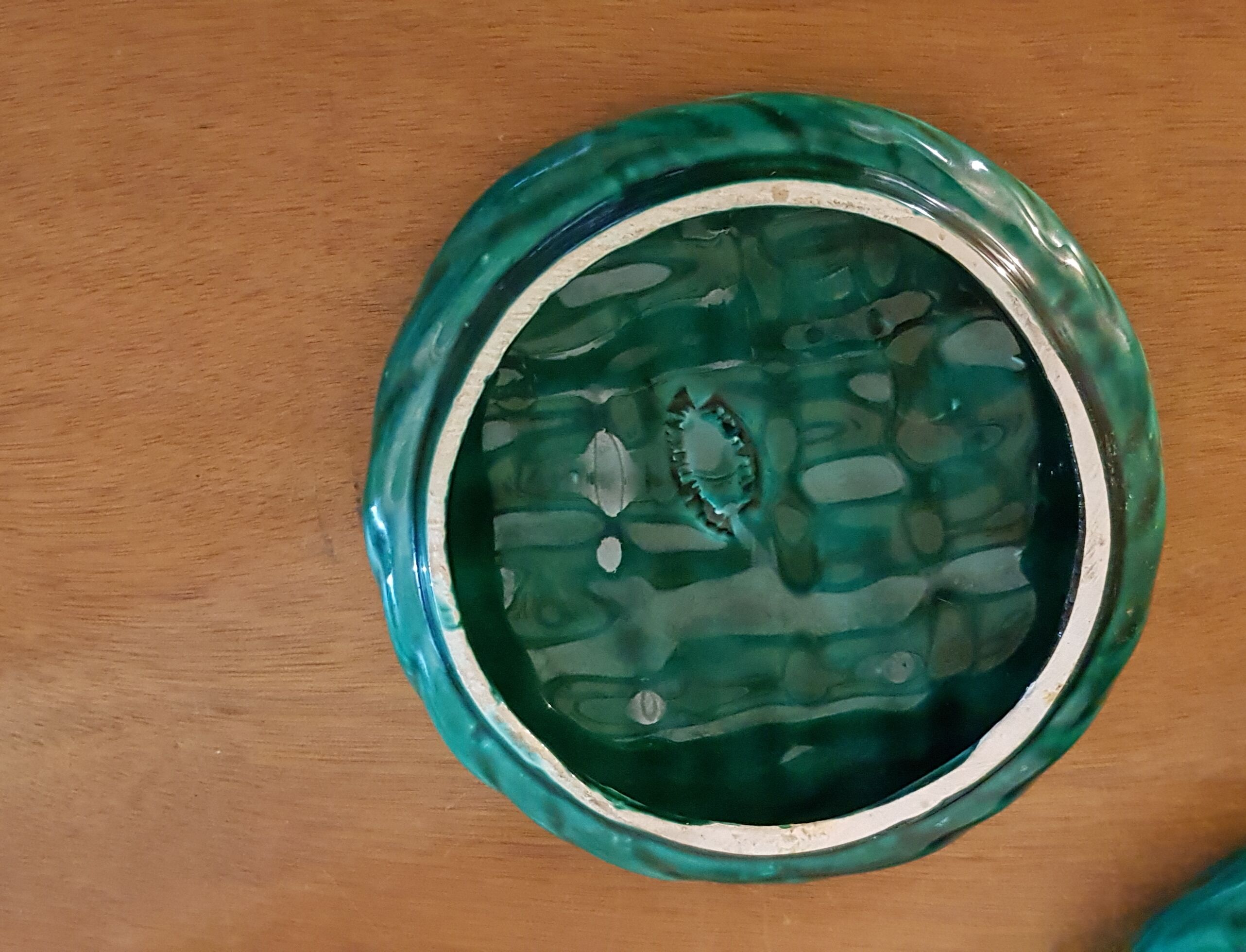 Vallauris Flat Underside