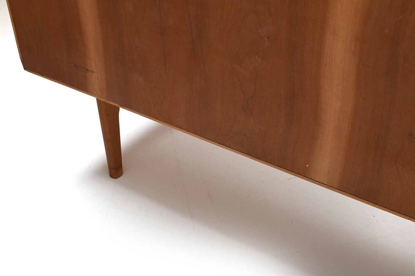 Mid Century fine Danish Sideboard in Oak 1960s.