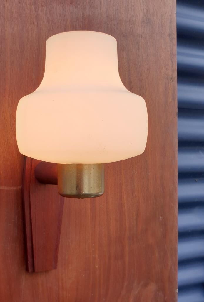 Scandinavian tea towel lamp teak and opaline circa 1960