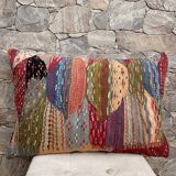 Magnifique coussin Kilim berbère vintage du Maroc