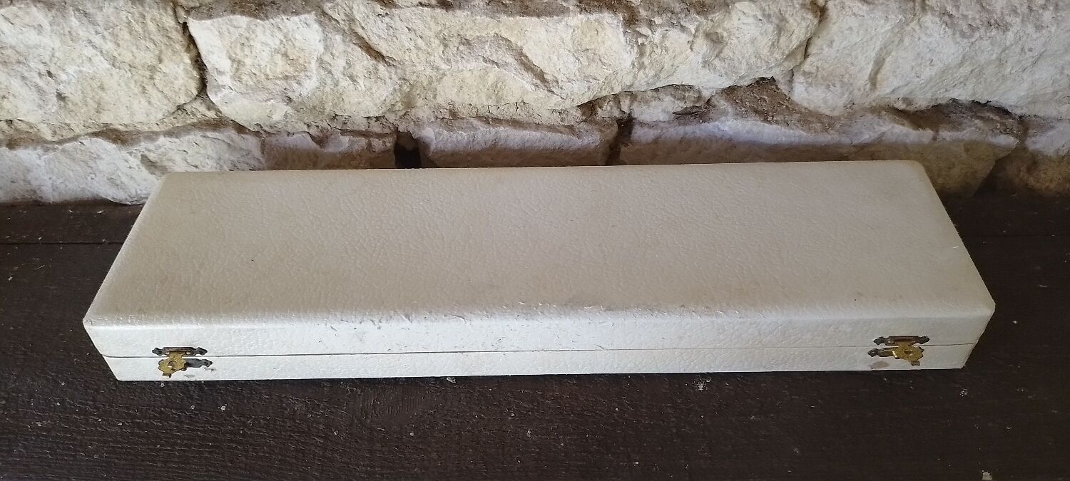 Vintage silver metal pie shovel