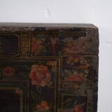 Traditional Chinese opera chest with illustrated lotus flower (1900)#28