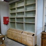 Store furniture