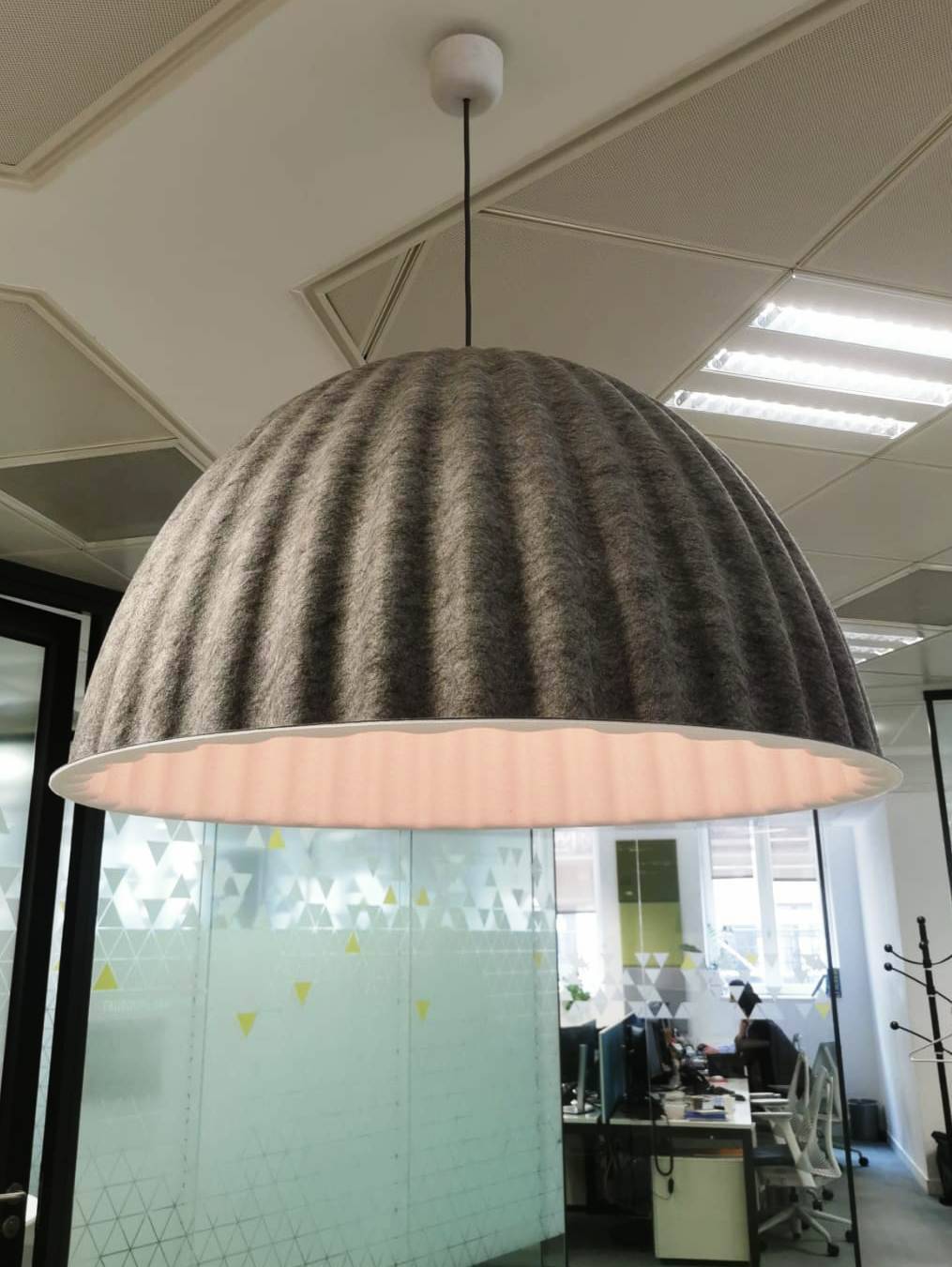 Pendant Lamp Under The Bell, Muuto