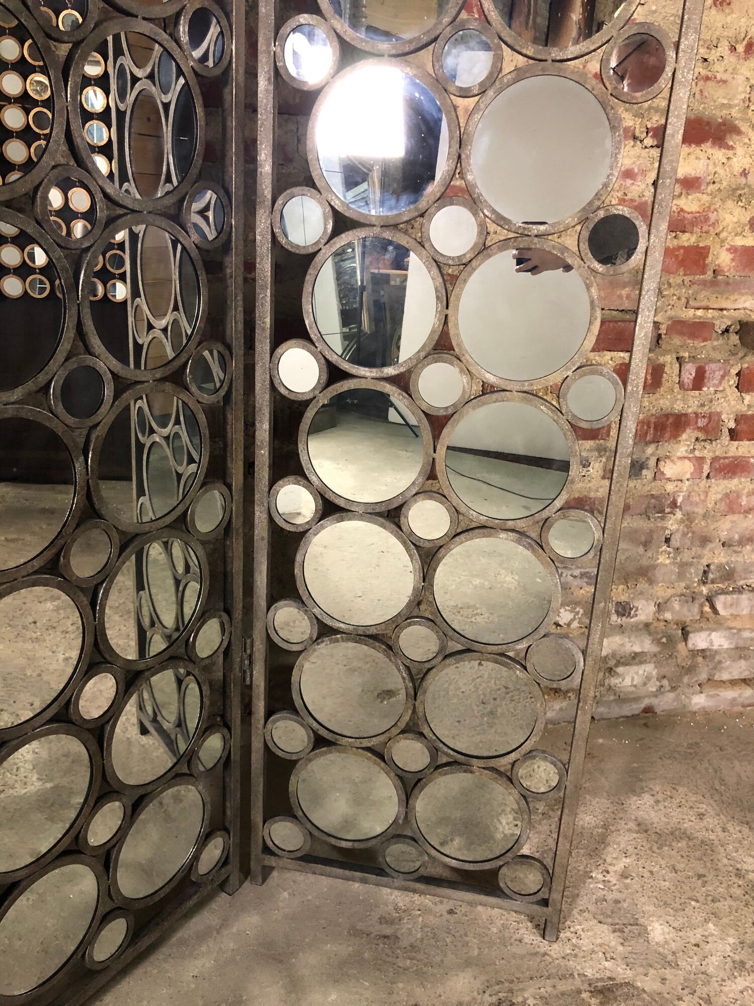 Screen 3 panels of round mirrors frame metalized iron aged