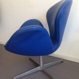 Swan chair by Arne Jacobsen by Fritz Hansen