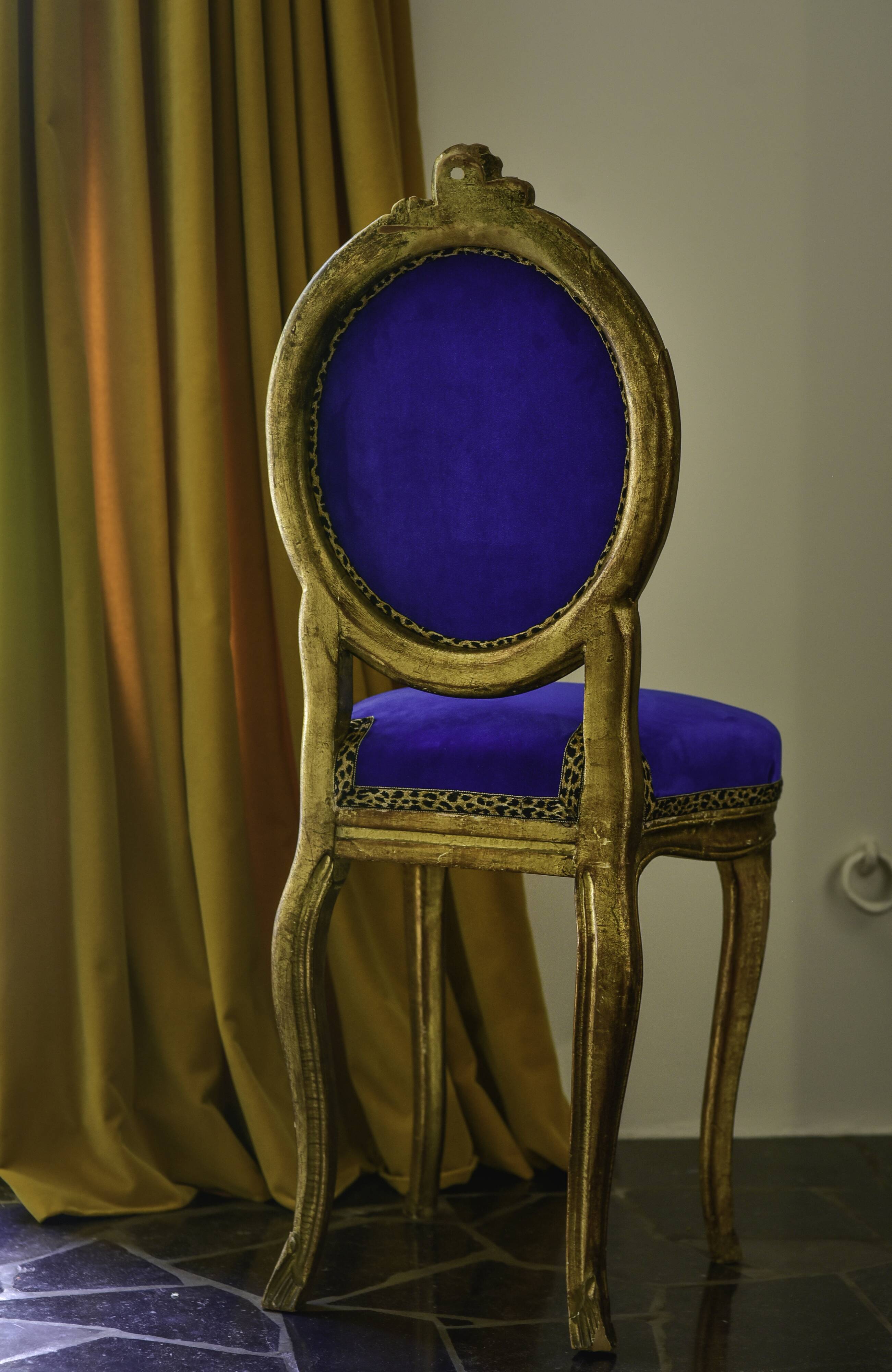 Blue velvet medallion chair
