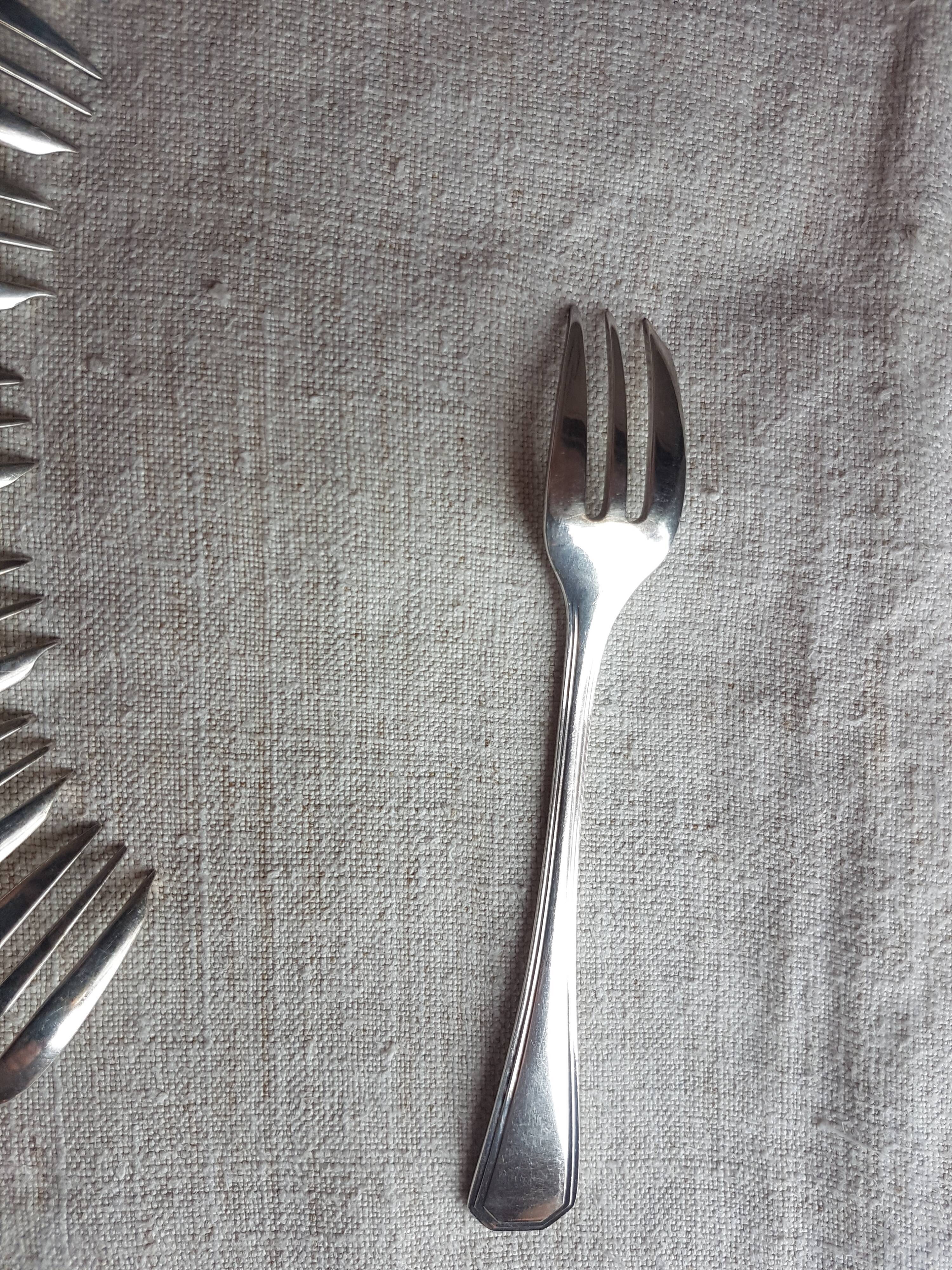 Cake forks