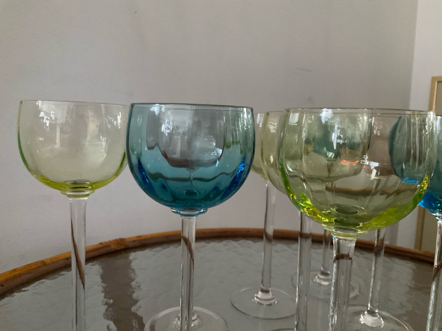 Série de 10 verres à pieds vintage 