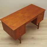 Teak desk, Danish design, 1970s, production: Denmark