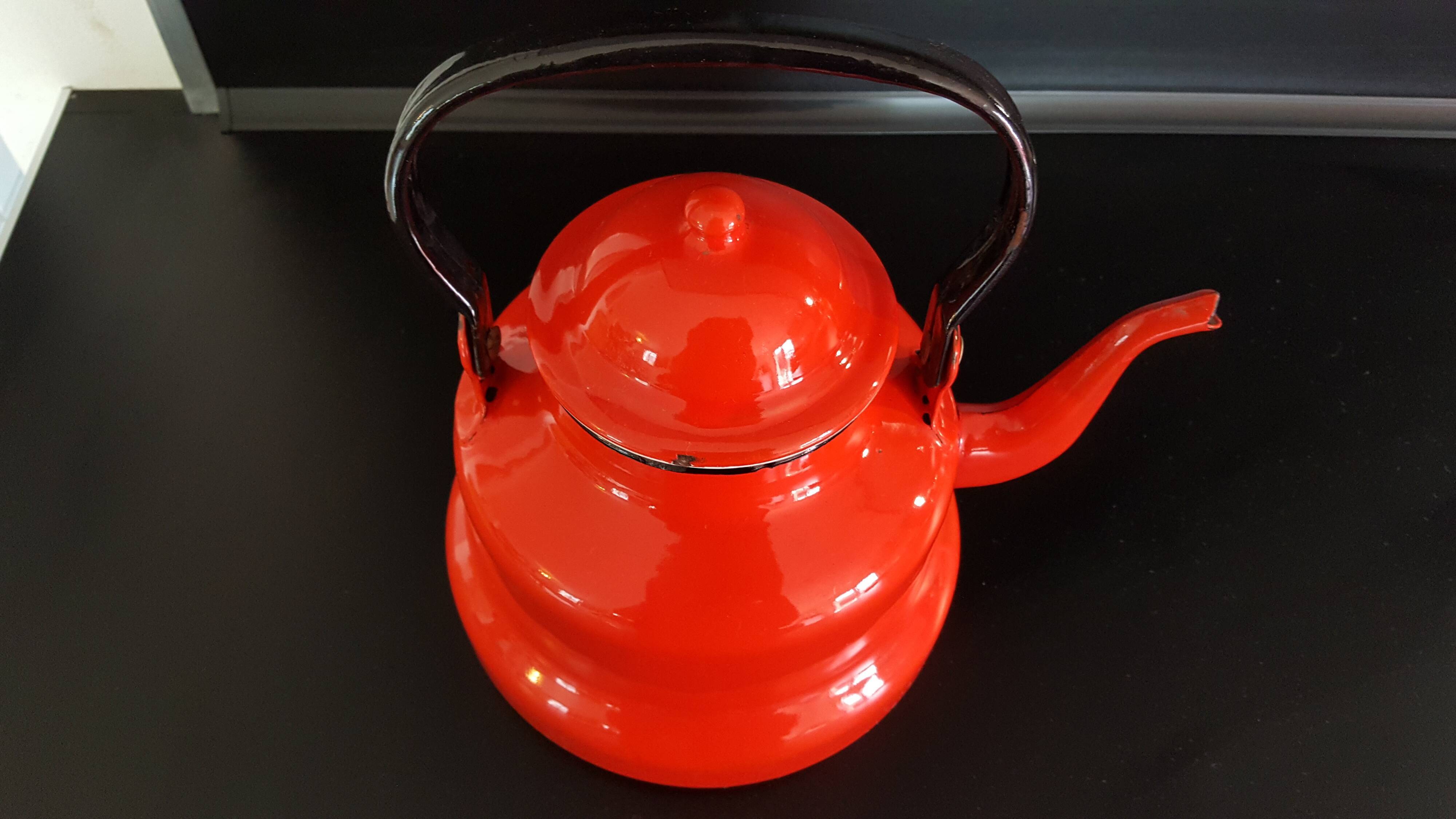 Red japy teapot