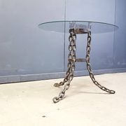 Table basse ou table d'appoint en chaîne de style brutaliste, années 1970
