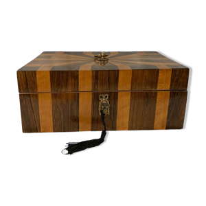 Coffret en bois et placage