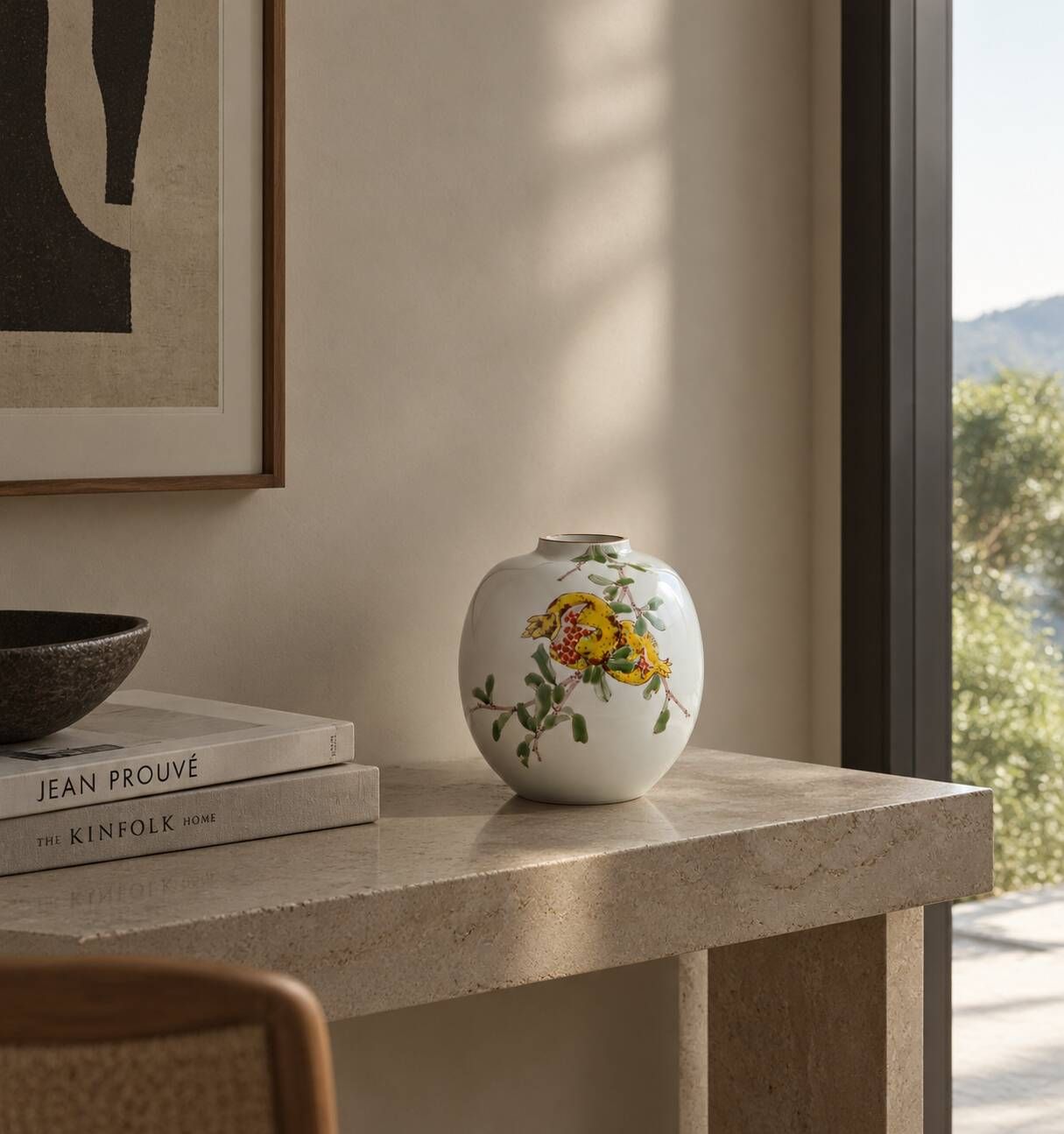 Porcelain vase by Yamada Yoshiaki.