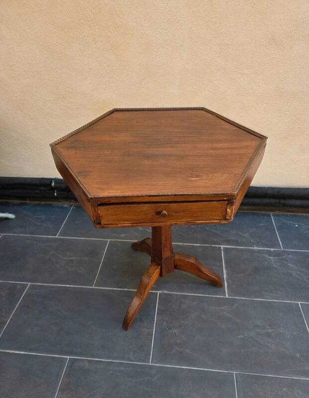 Table d'appoint guéridon vintage en bois de qualité ancien