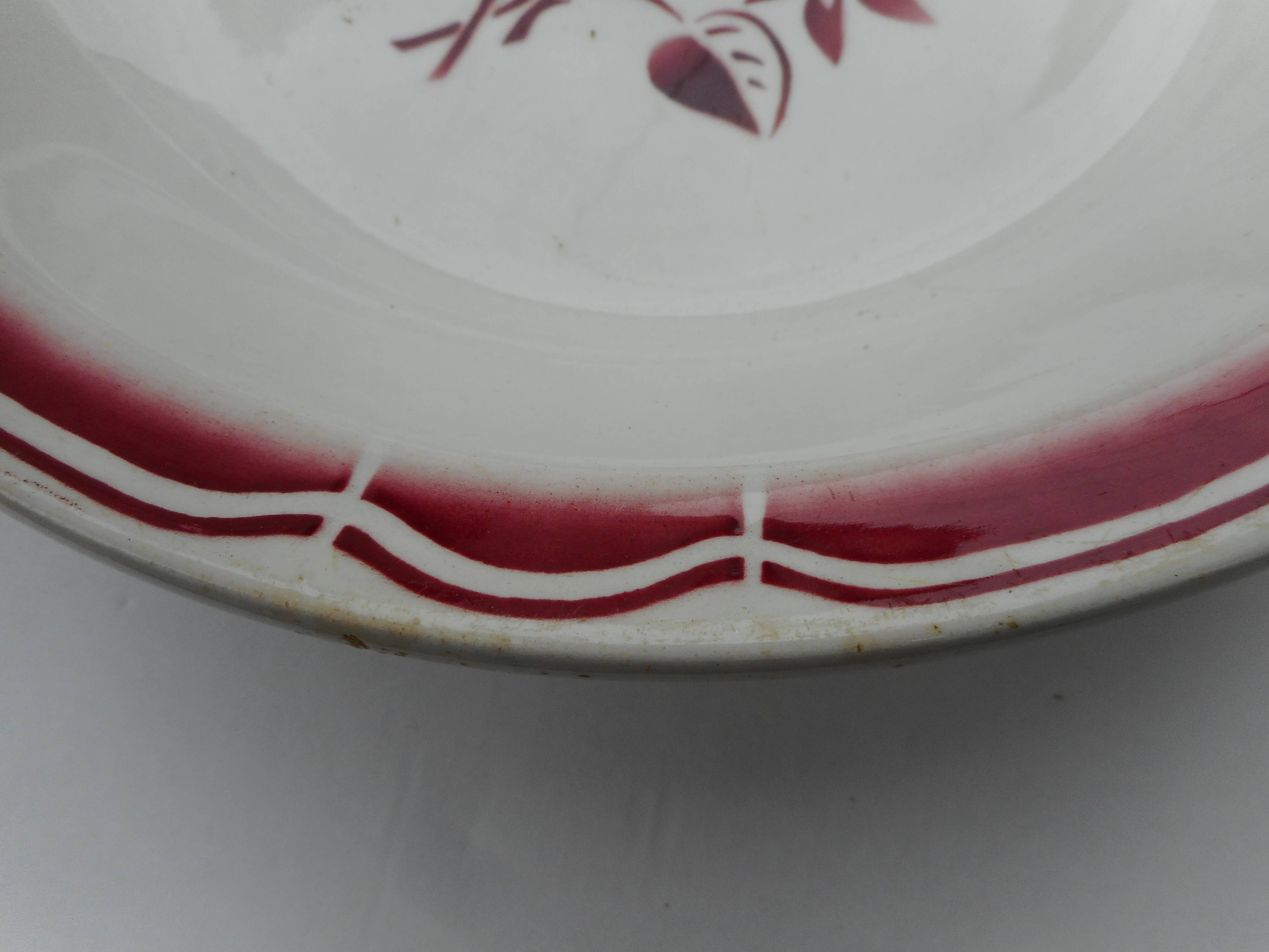 Hollow dish, round, floral decoration