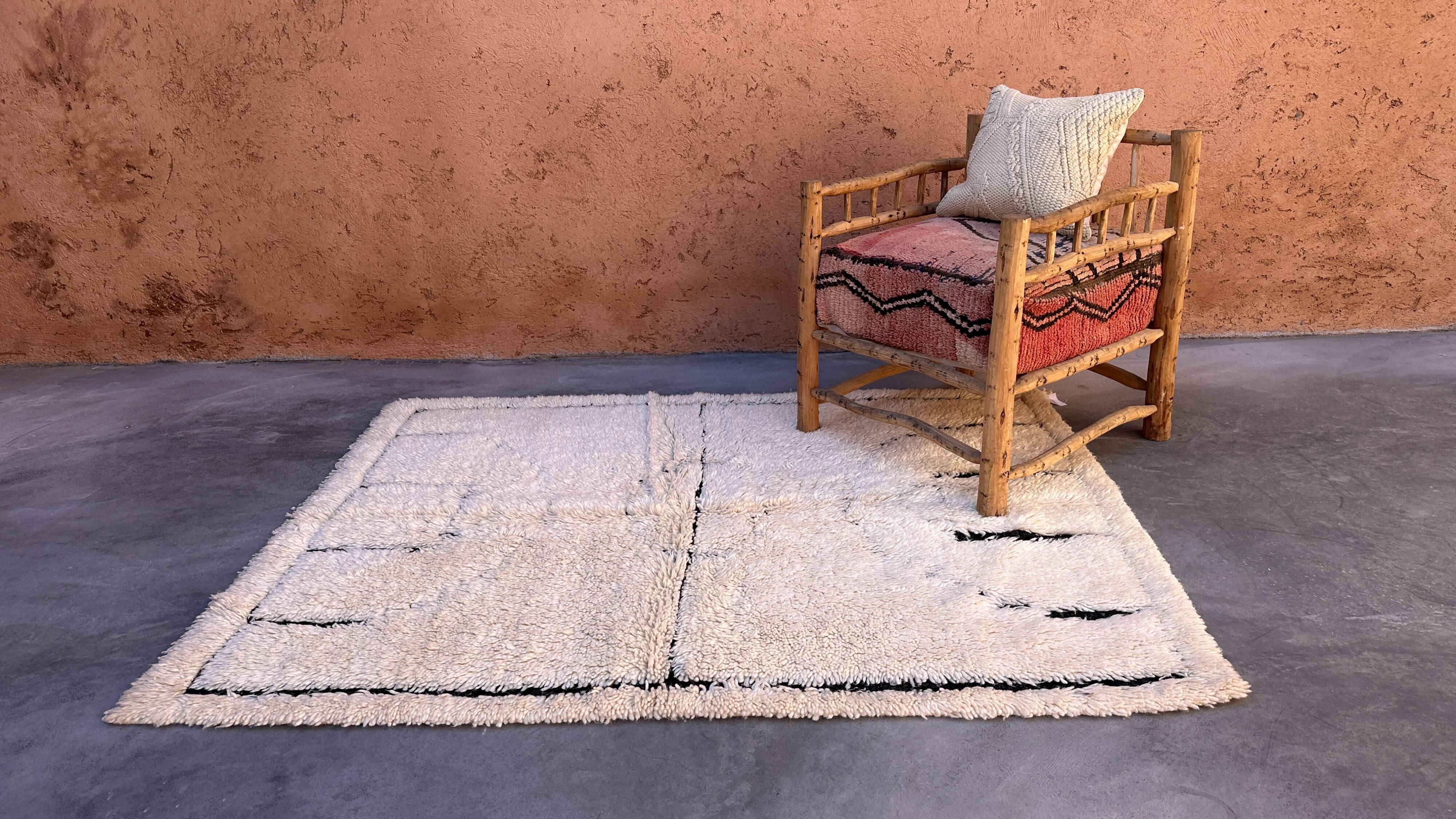 White Marmoucha Moroccan rug - 200 x 148 cm