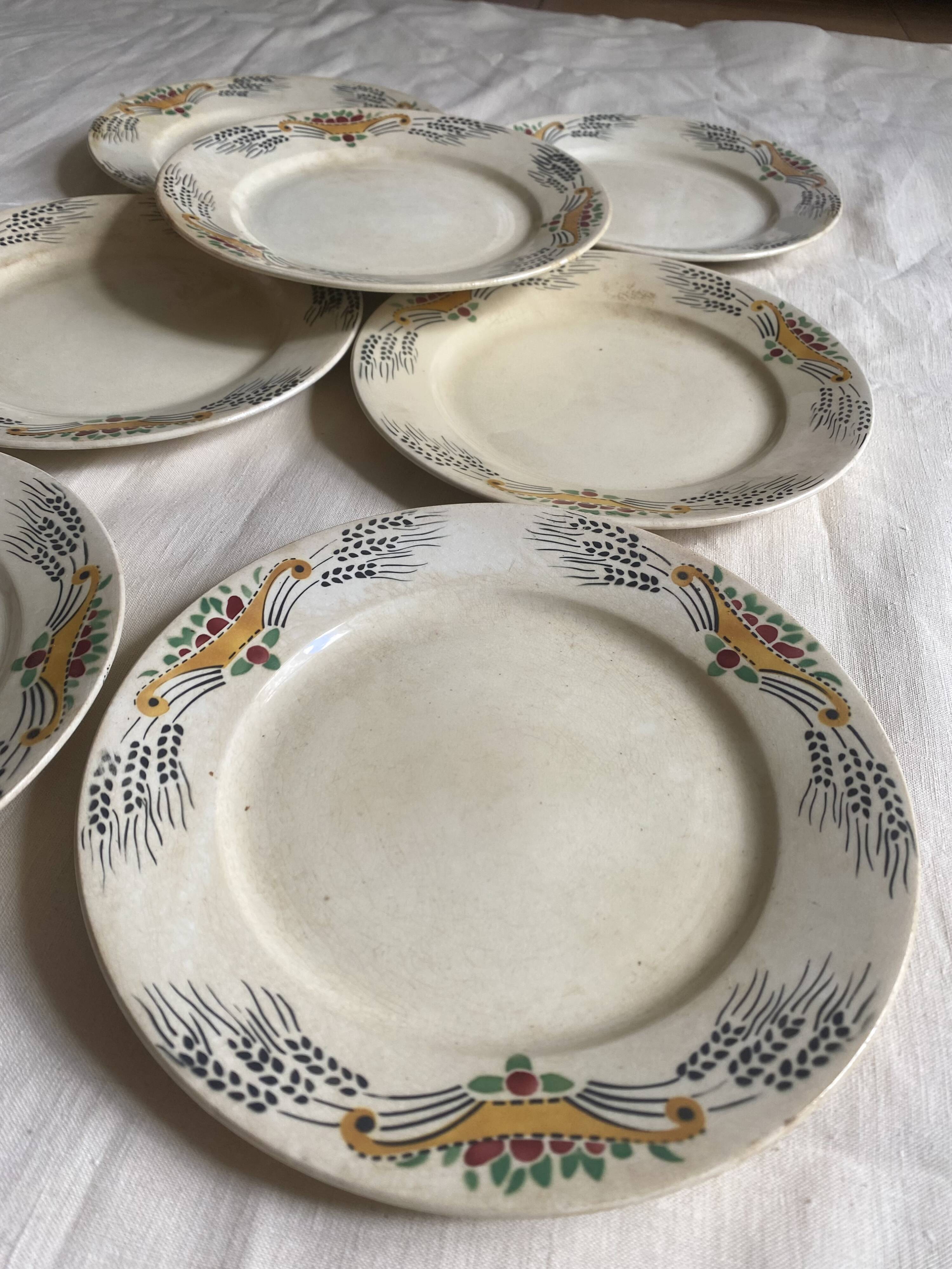 Antique plates from the early 20th century