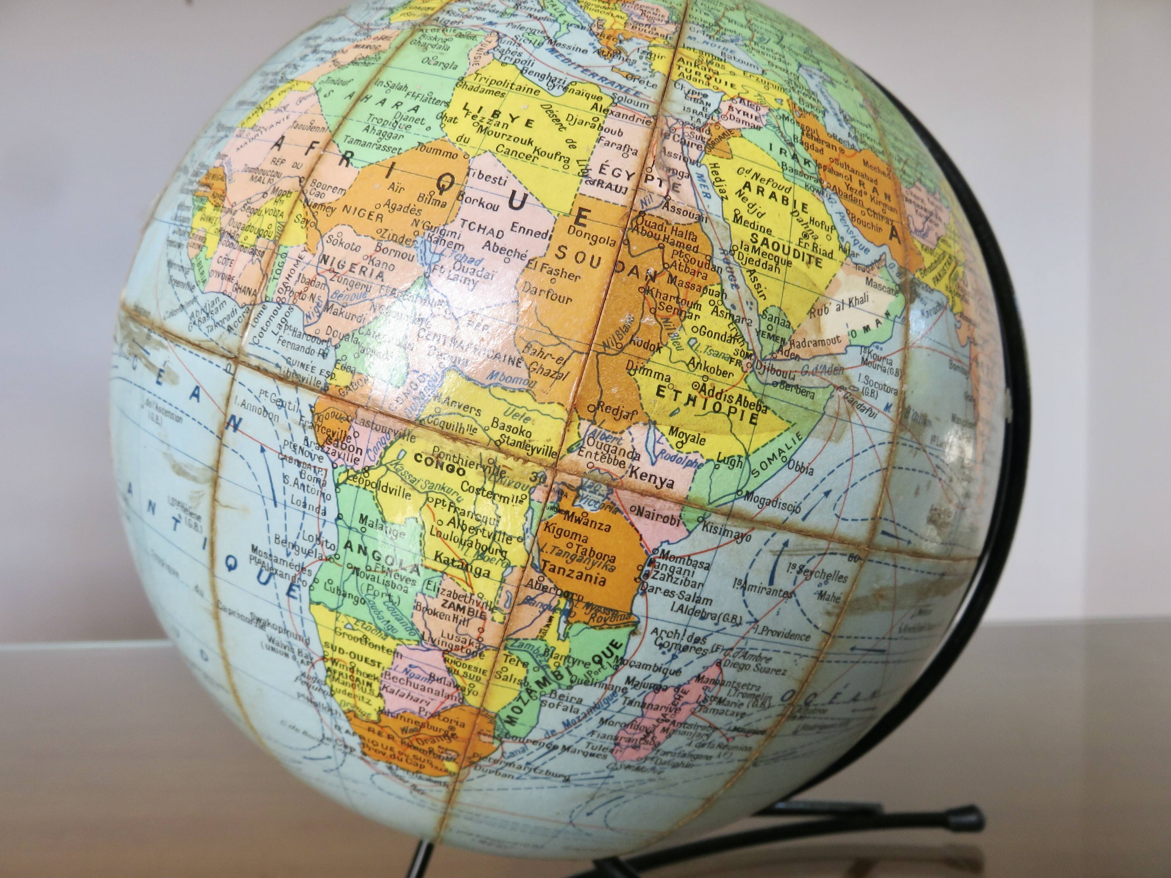 World map, terrestrial globe, Girard & Barrère edition, 1960s-70s