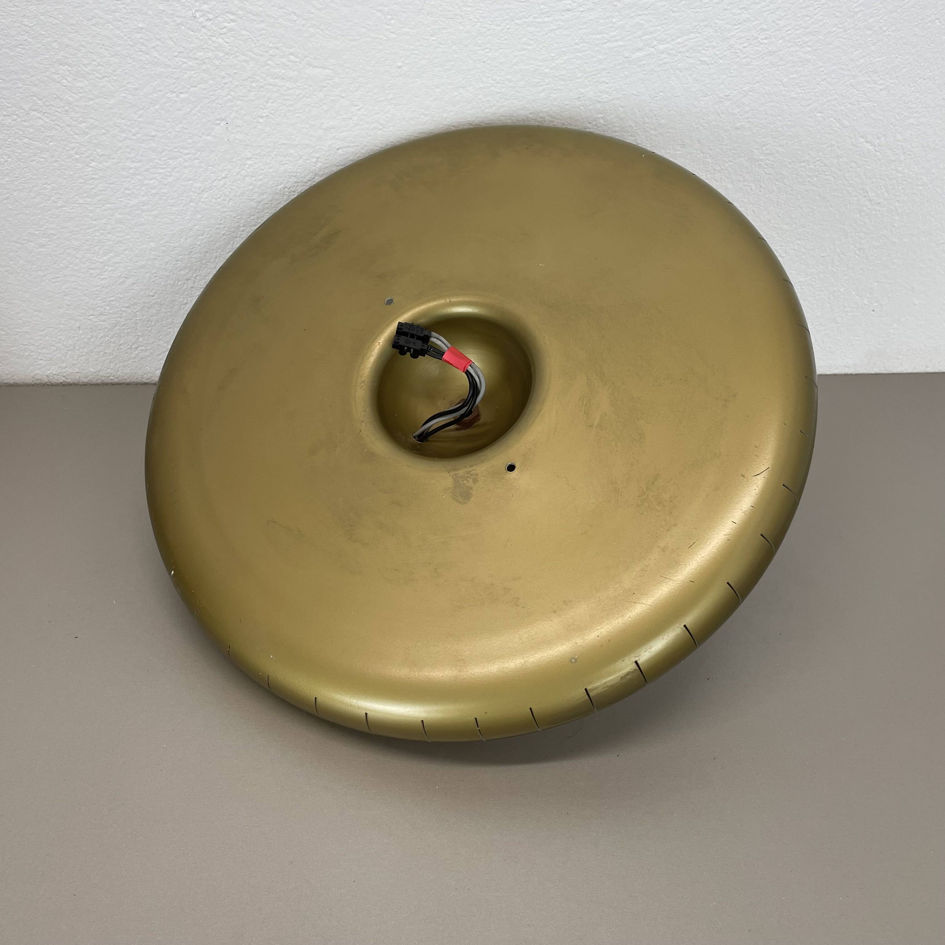 round 36cm metal Gino Sarfatti Style wall Ceiling Light Flushmount, Italy 1950s