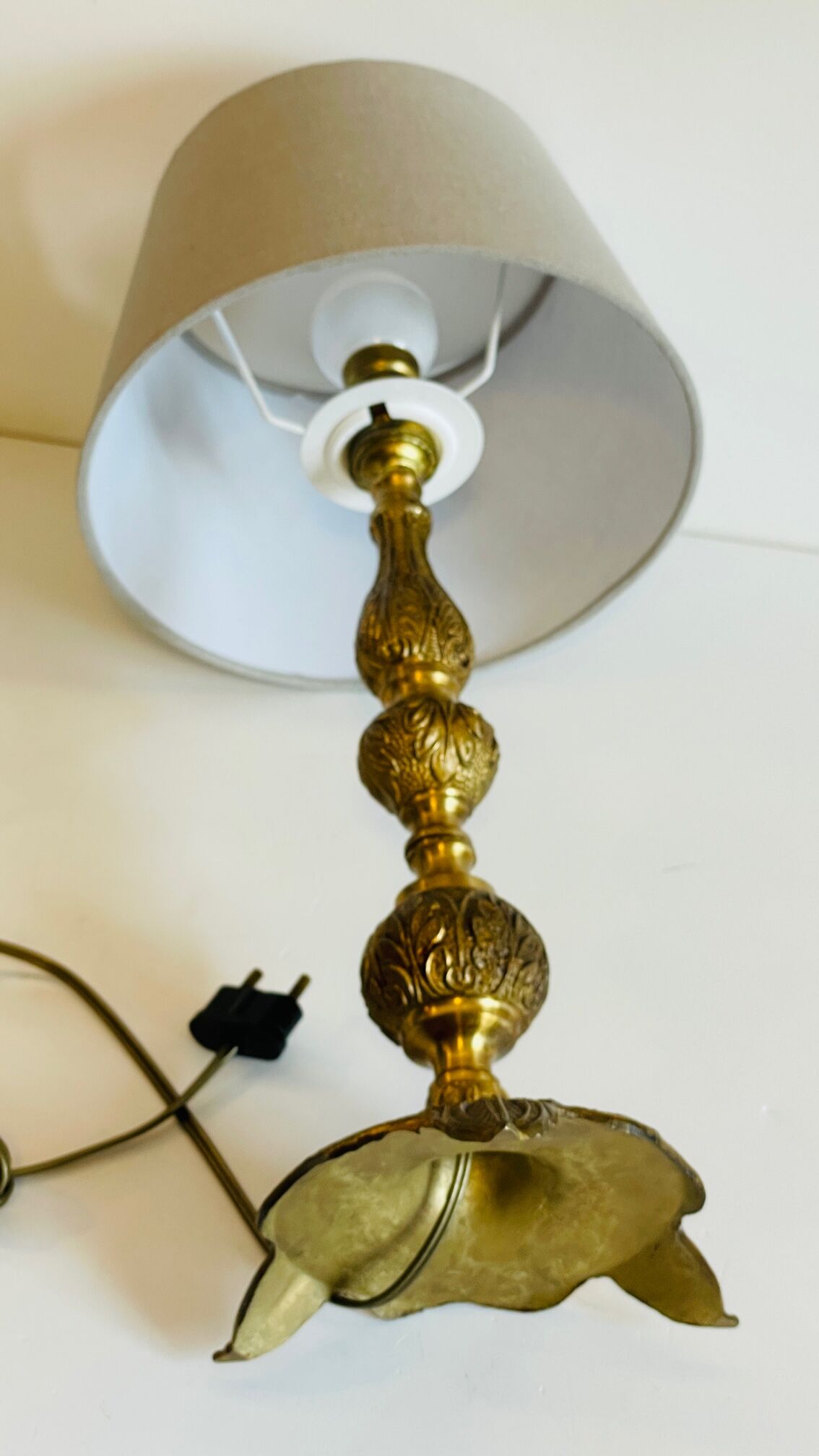 Lamp in brass solid and fabric