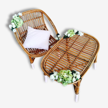 Flourishing rattan lounge