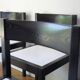 Ensemble de 6 chaises à manger noir et blanc du milieu du siècle