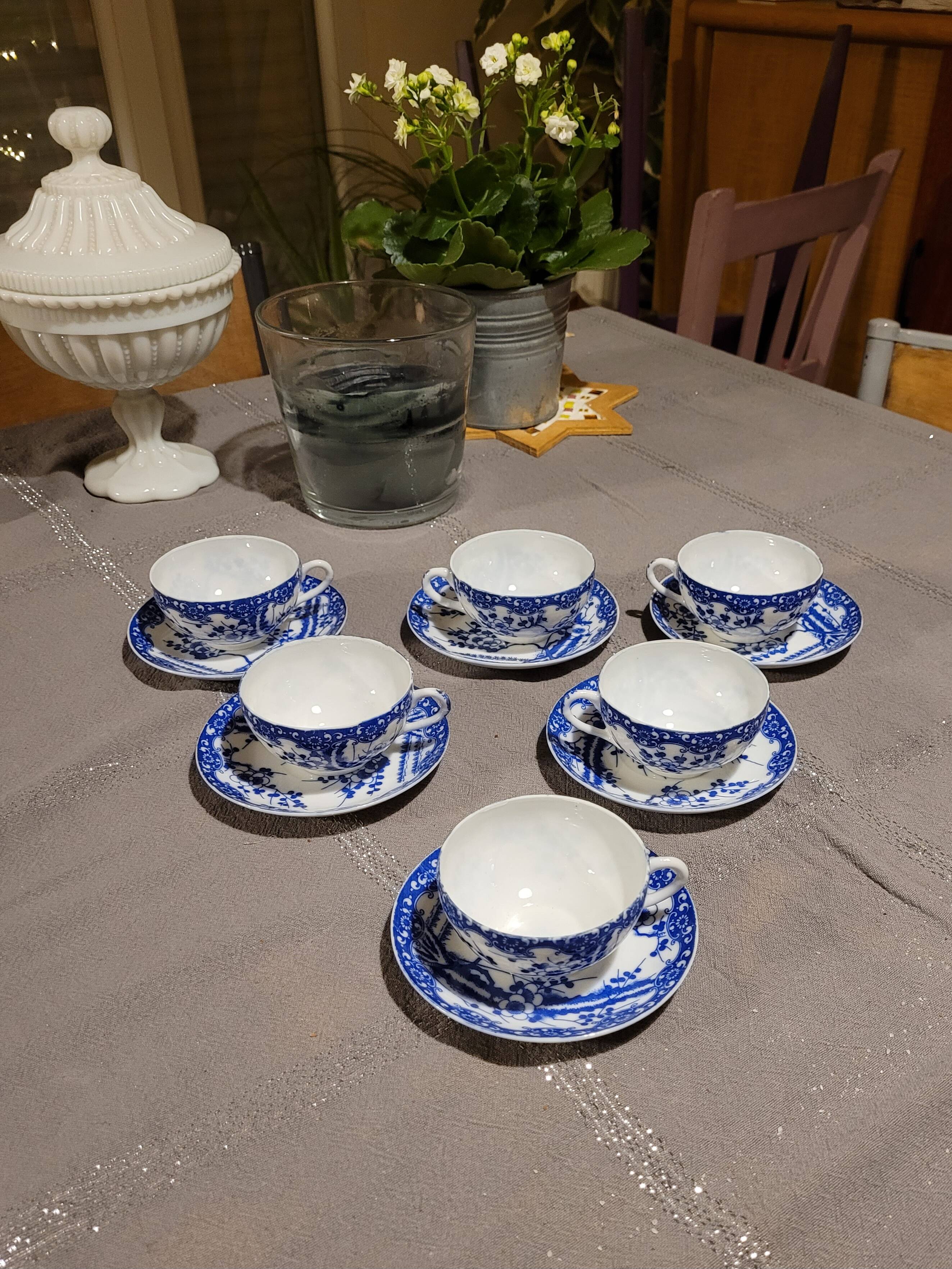 6 tea cups with saucers - Japan - antique