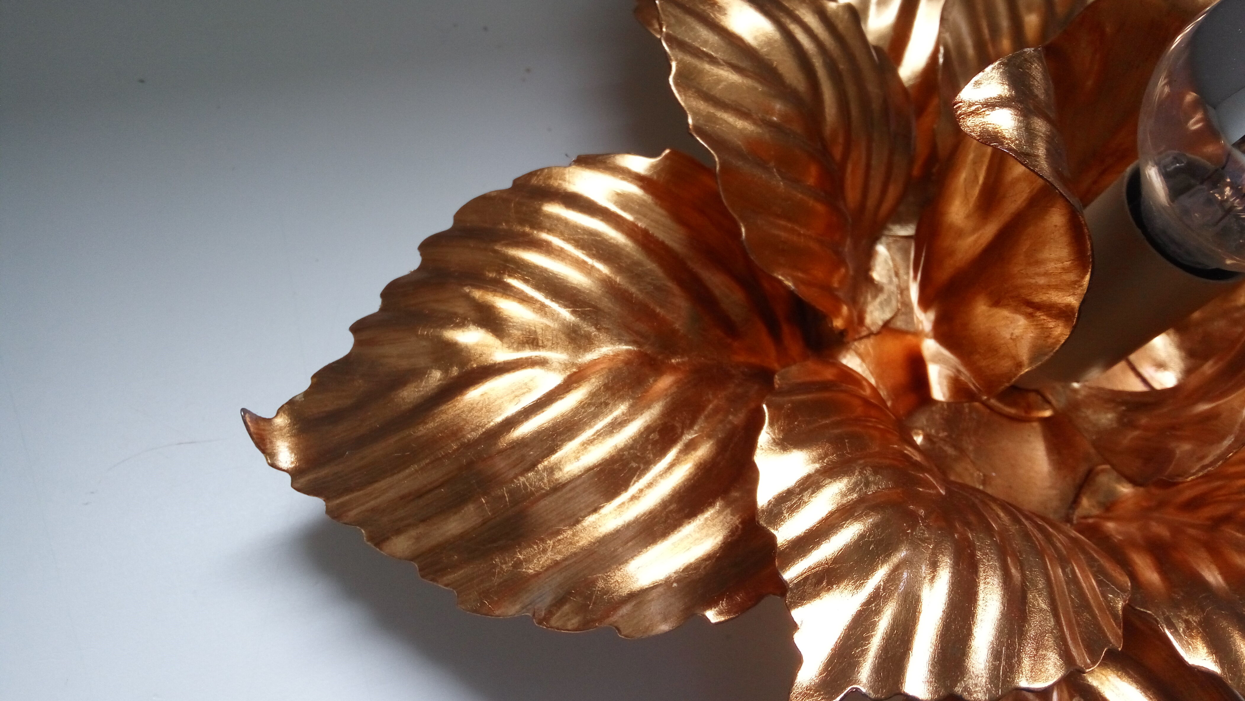 Vintage flower wall lamp