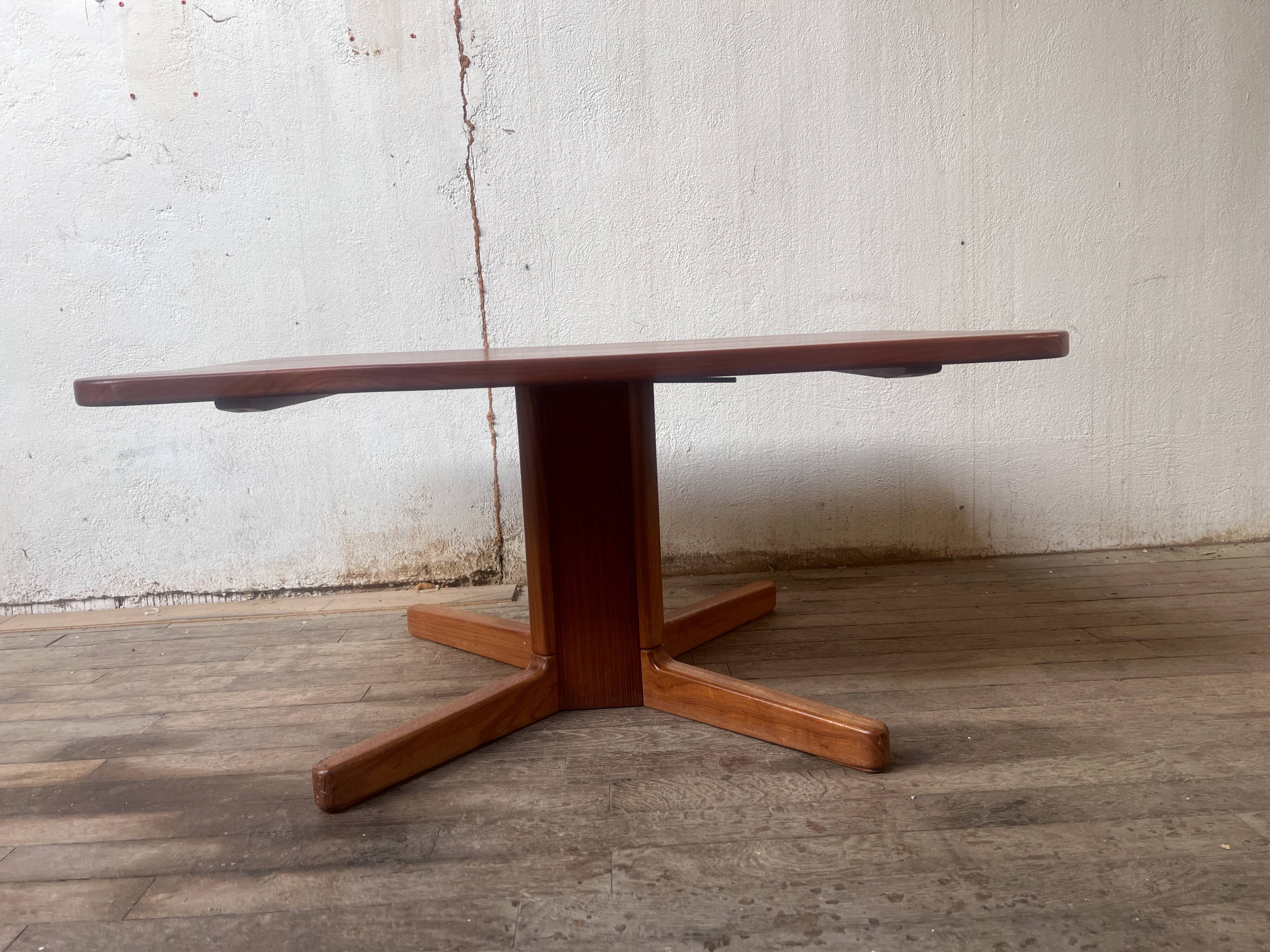 Coffee table raised in Scandinavian teak 1960