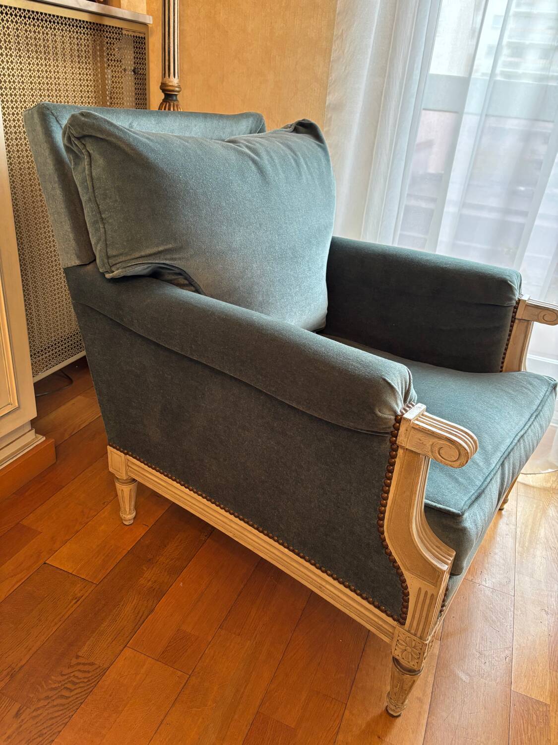 Bergère armchair