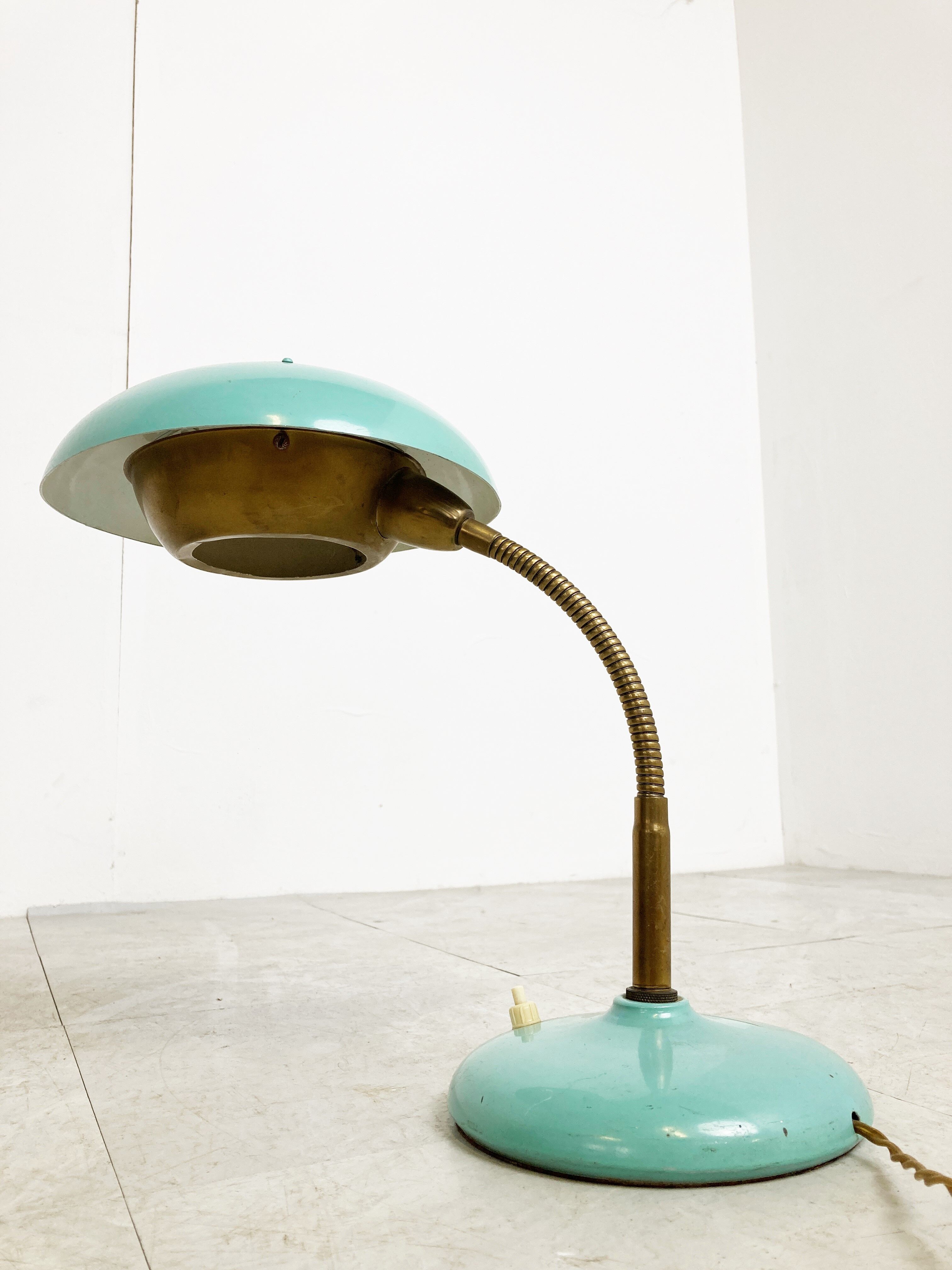 Vintage mid-century modern italian table lamp - 1960's