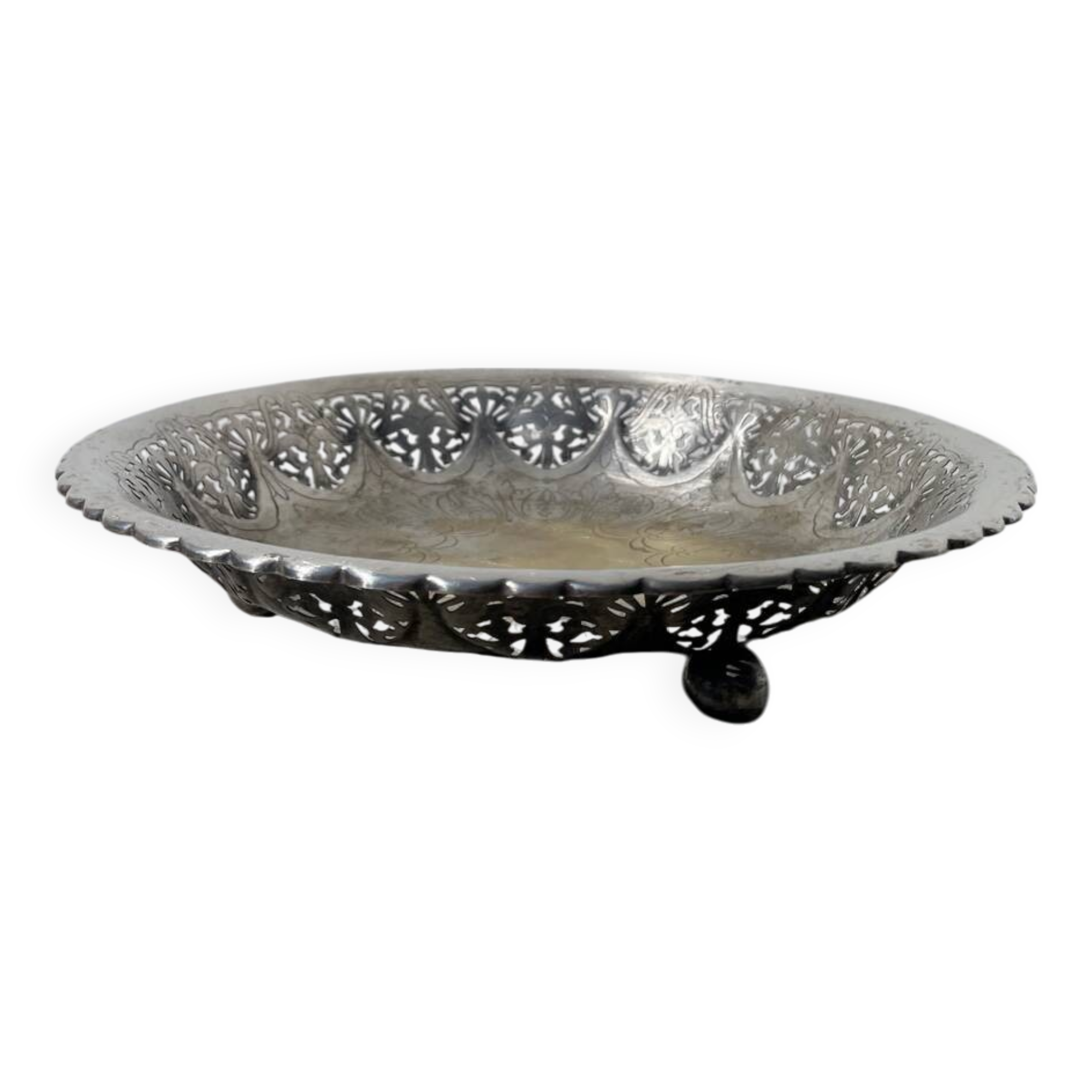 Openwork silver-plated metal fruit bowl or basket