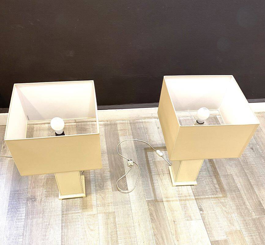 Pair of Wooden Living Room Table Lamps