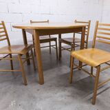 Danish ensemble transformable table 114 cm / 154 + 4 modernist chairs from the 1970s