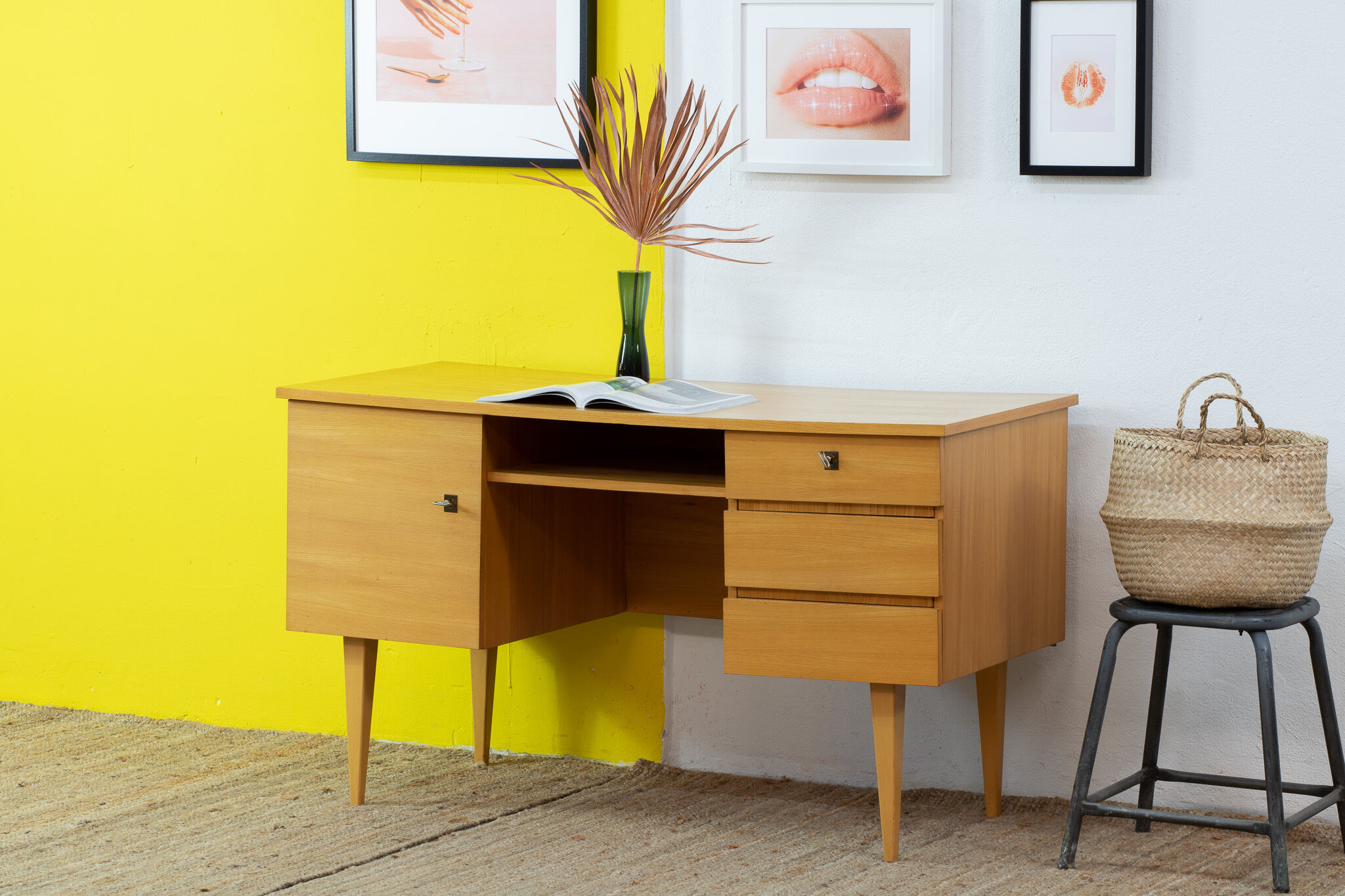 Vintage Scandinavian Office – 130 cm
