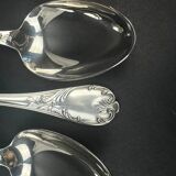 Set of 6 Christofle Marly soup spoons in near-new condition, 20.5 cm.