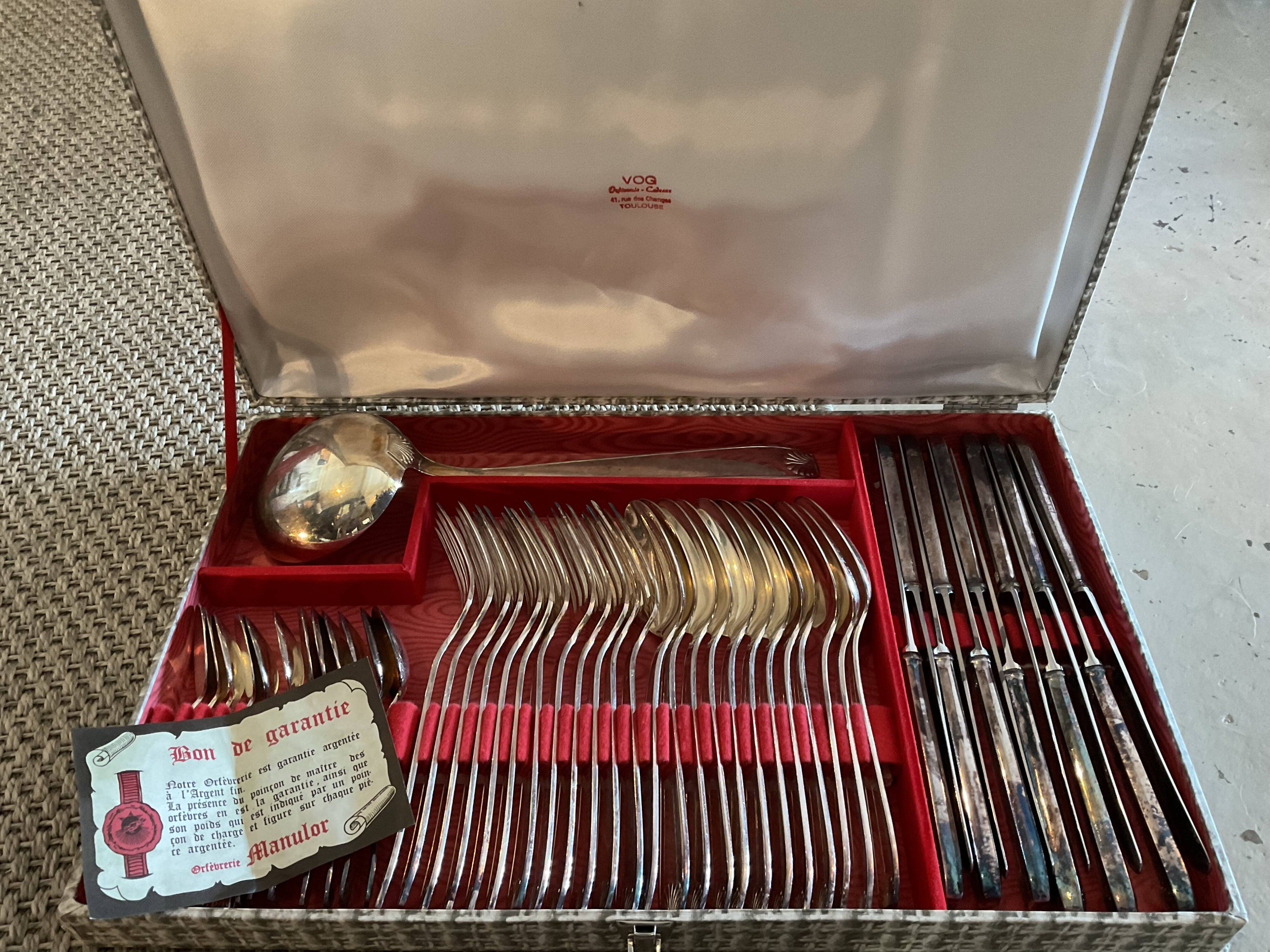 Ménagère métal argenté 49 pièces N°2