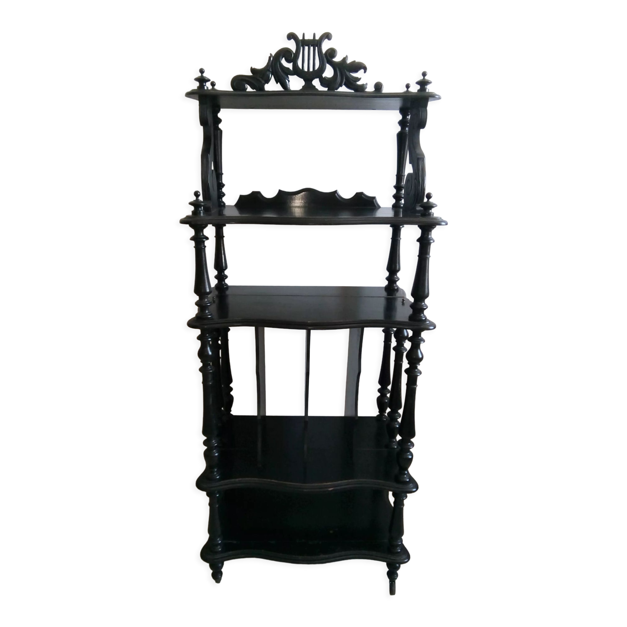 Black shelf 4 shelves on wheels