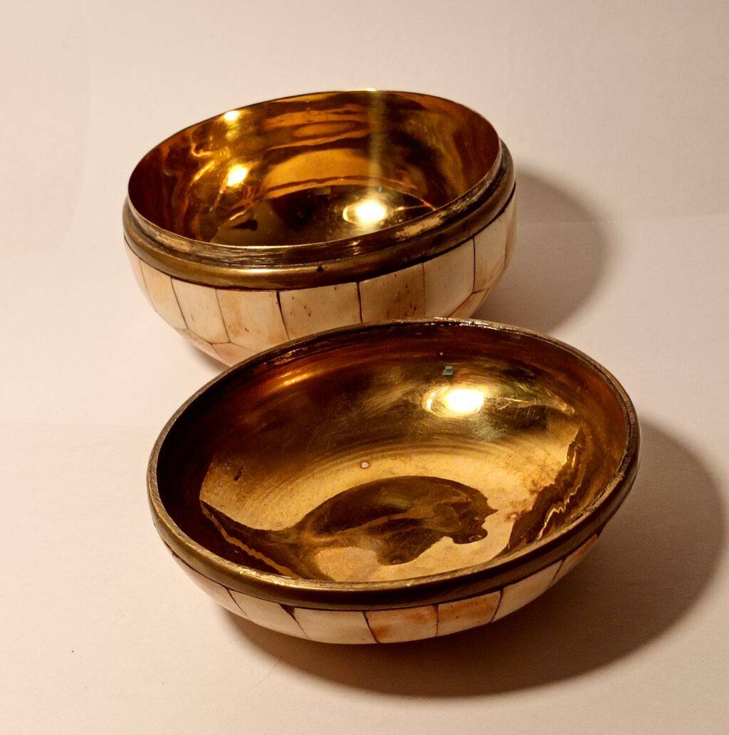 Handmade Round Camel Bone Brass Trinket Box