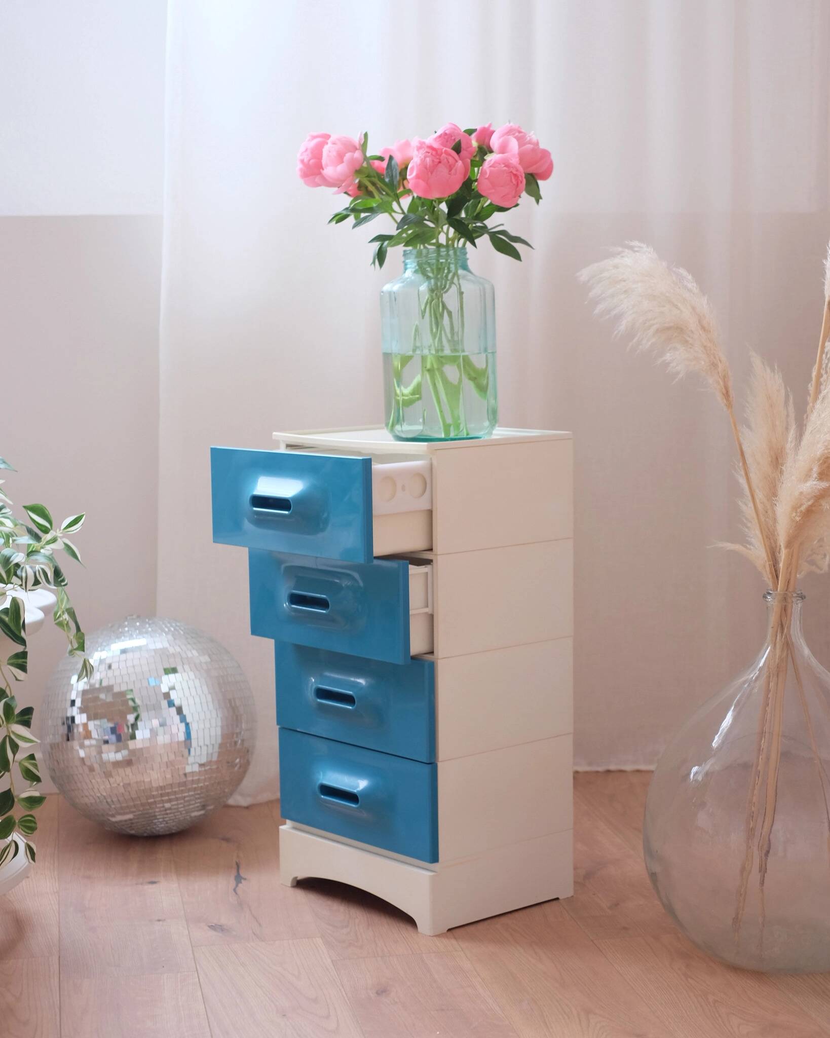 4 drawer chest of drawers - Marc Held for Prisunic