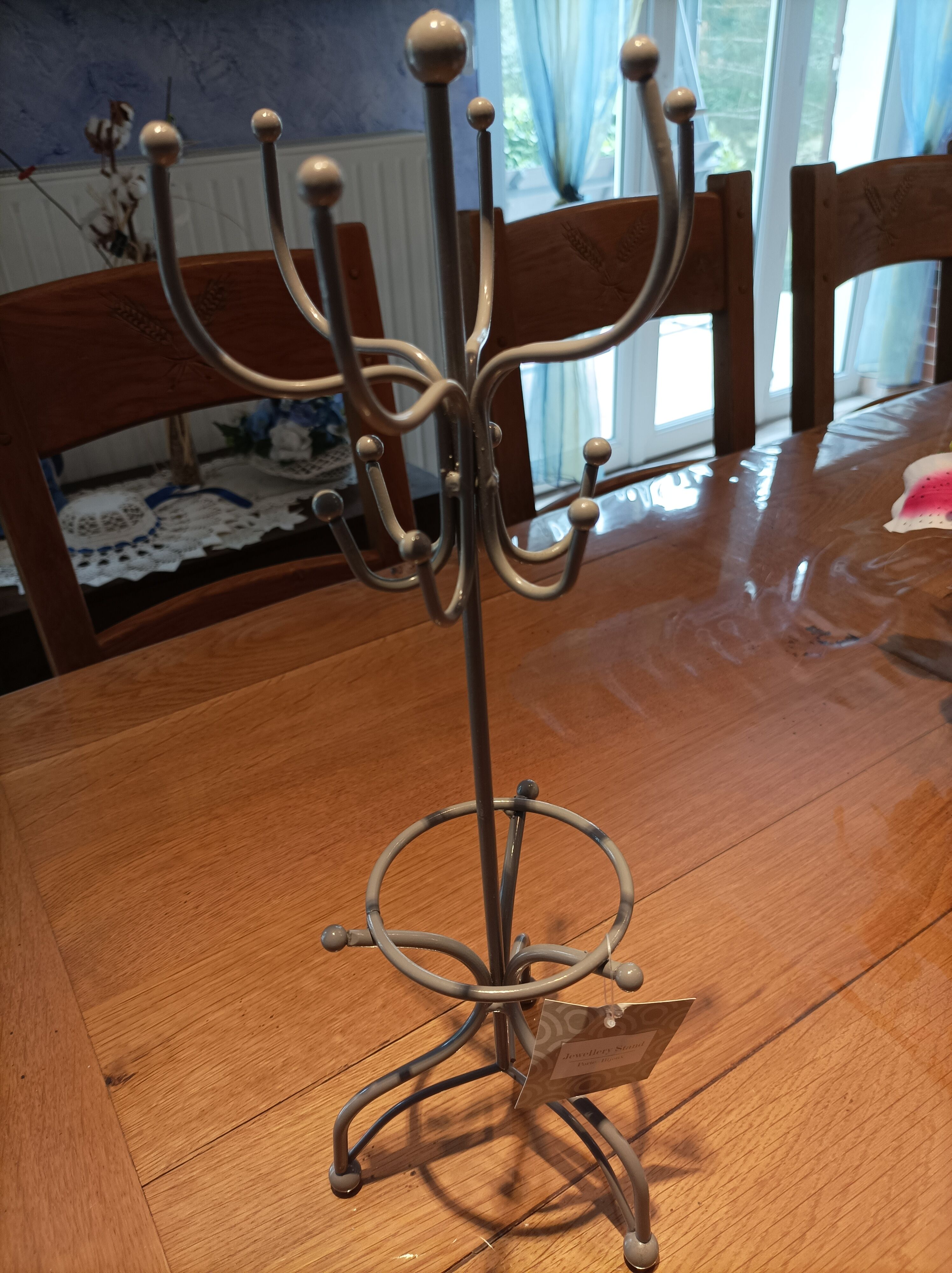 Jewelry holder
