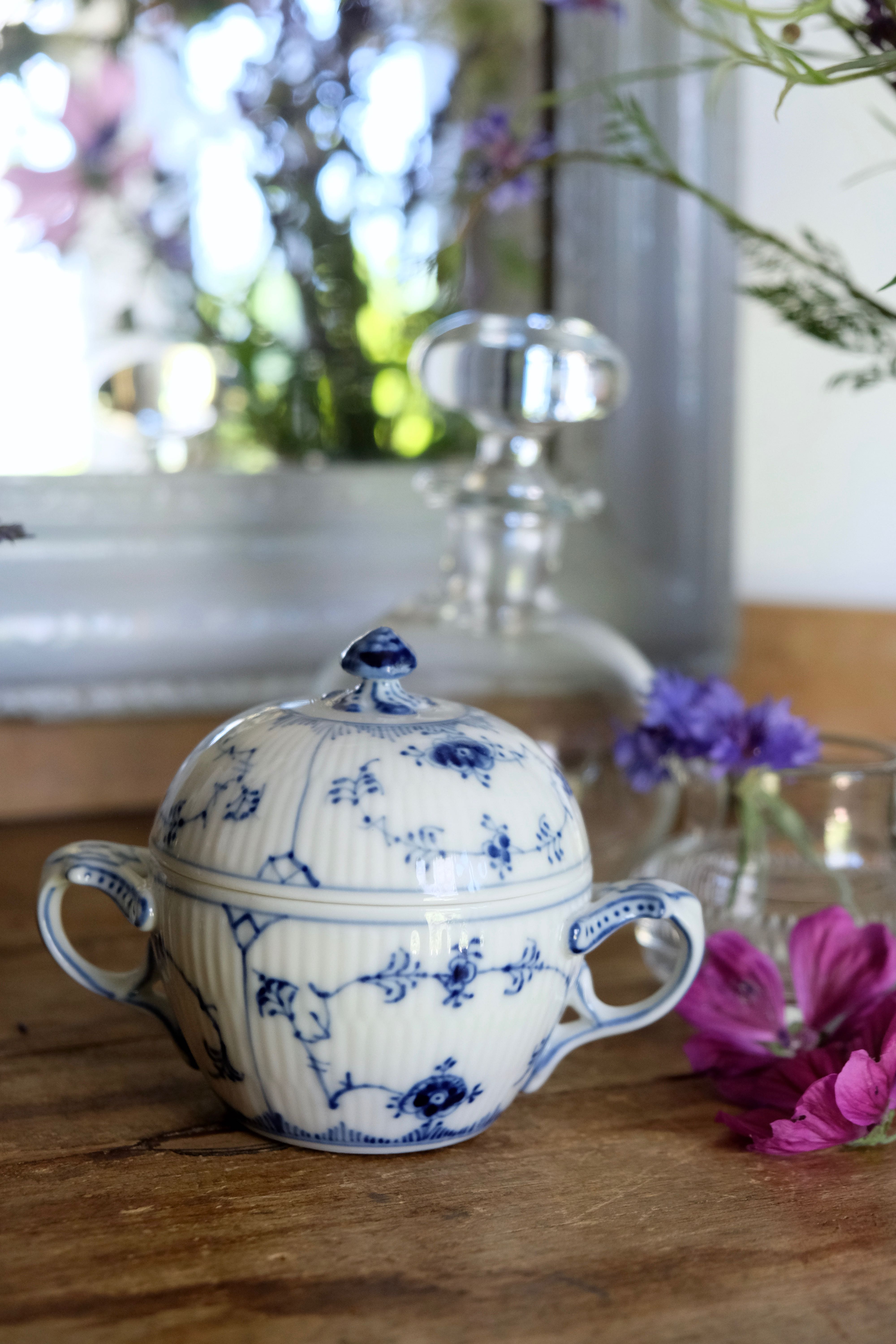 Royal Copenhagen Sugar Bowl #1/428 Blue Fluted Plain design Arnold Krog