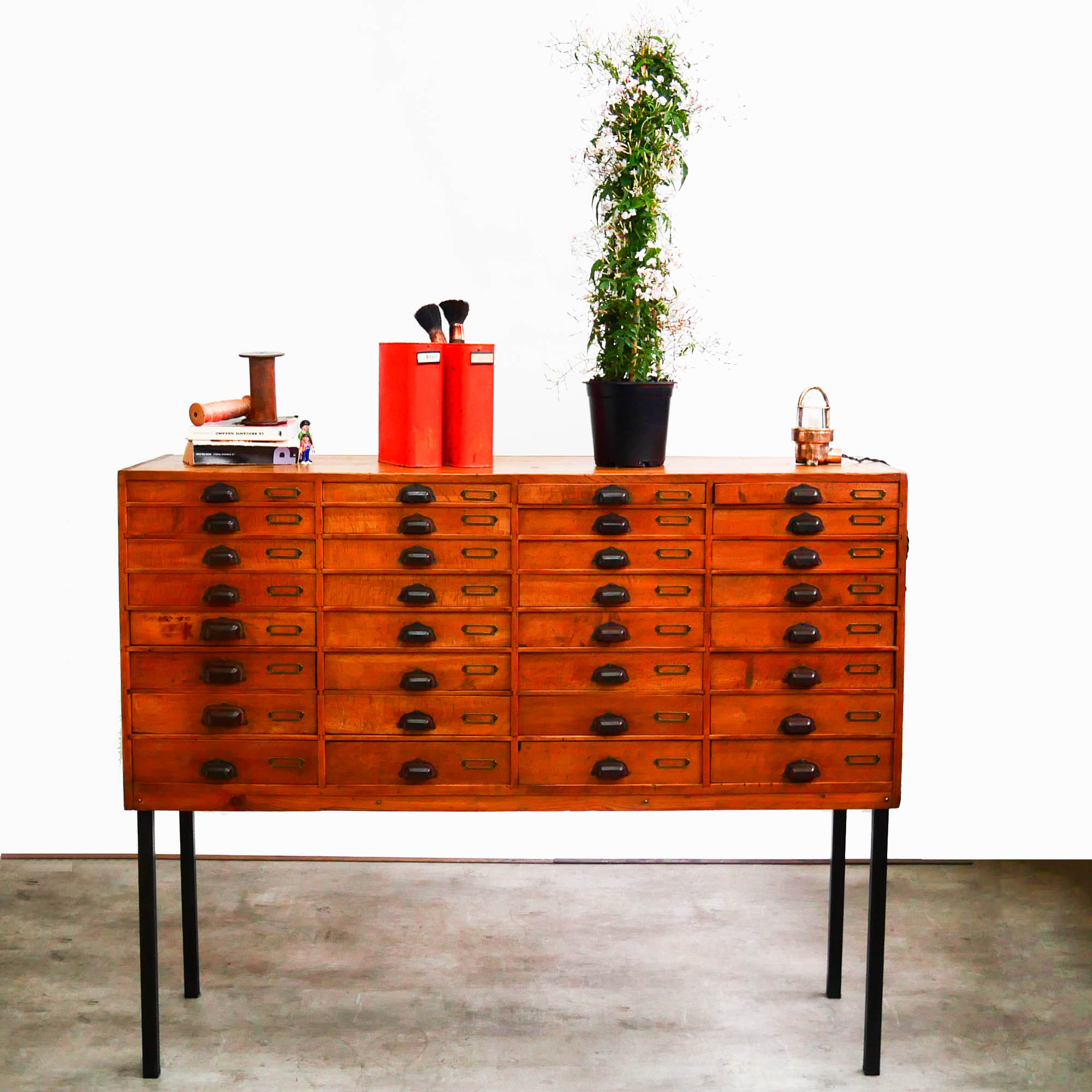 32-drawer trade cabinet