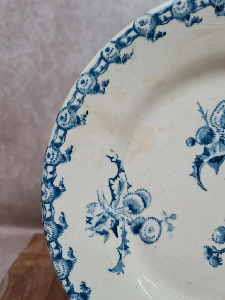 Antique Gien plate model Chardon Terre de Fer