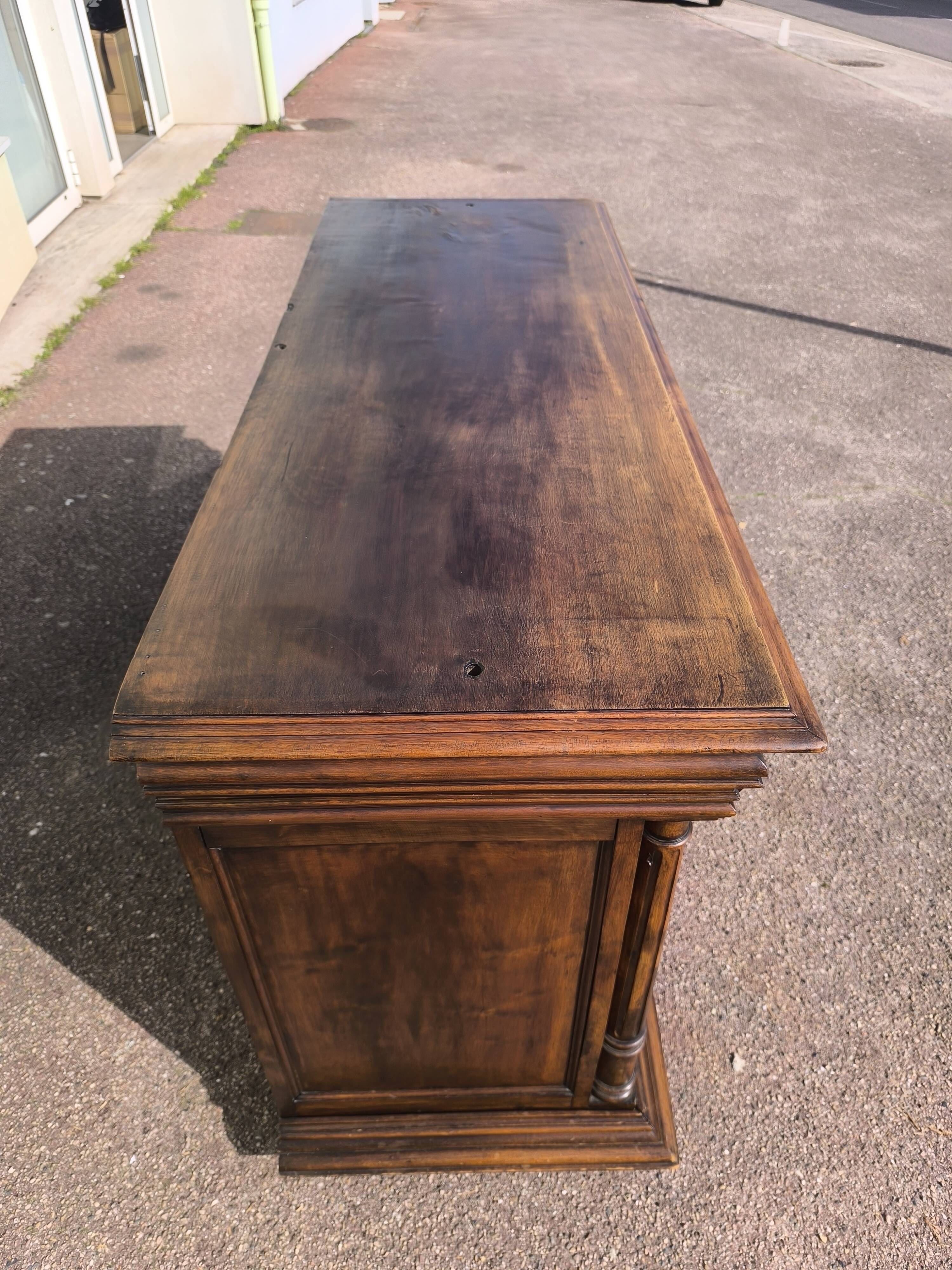 Buffet base Henri II